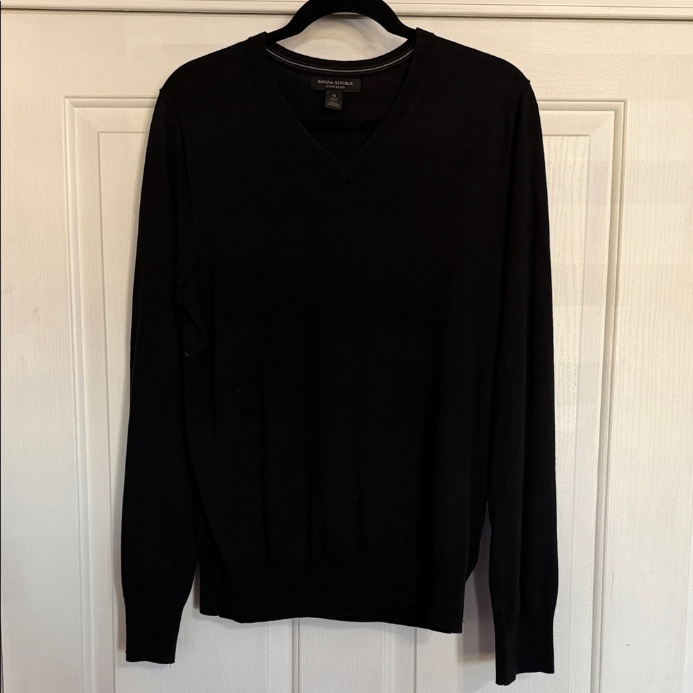 Banana Republic Men's Dark V-Neck Sweater